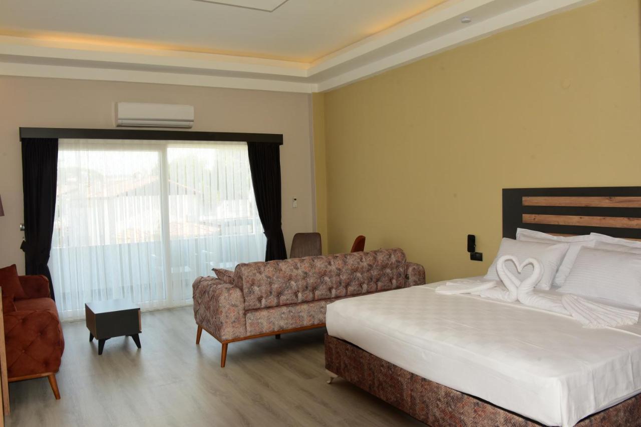 Villa Sevilla Kusadası Eksteriør bilde