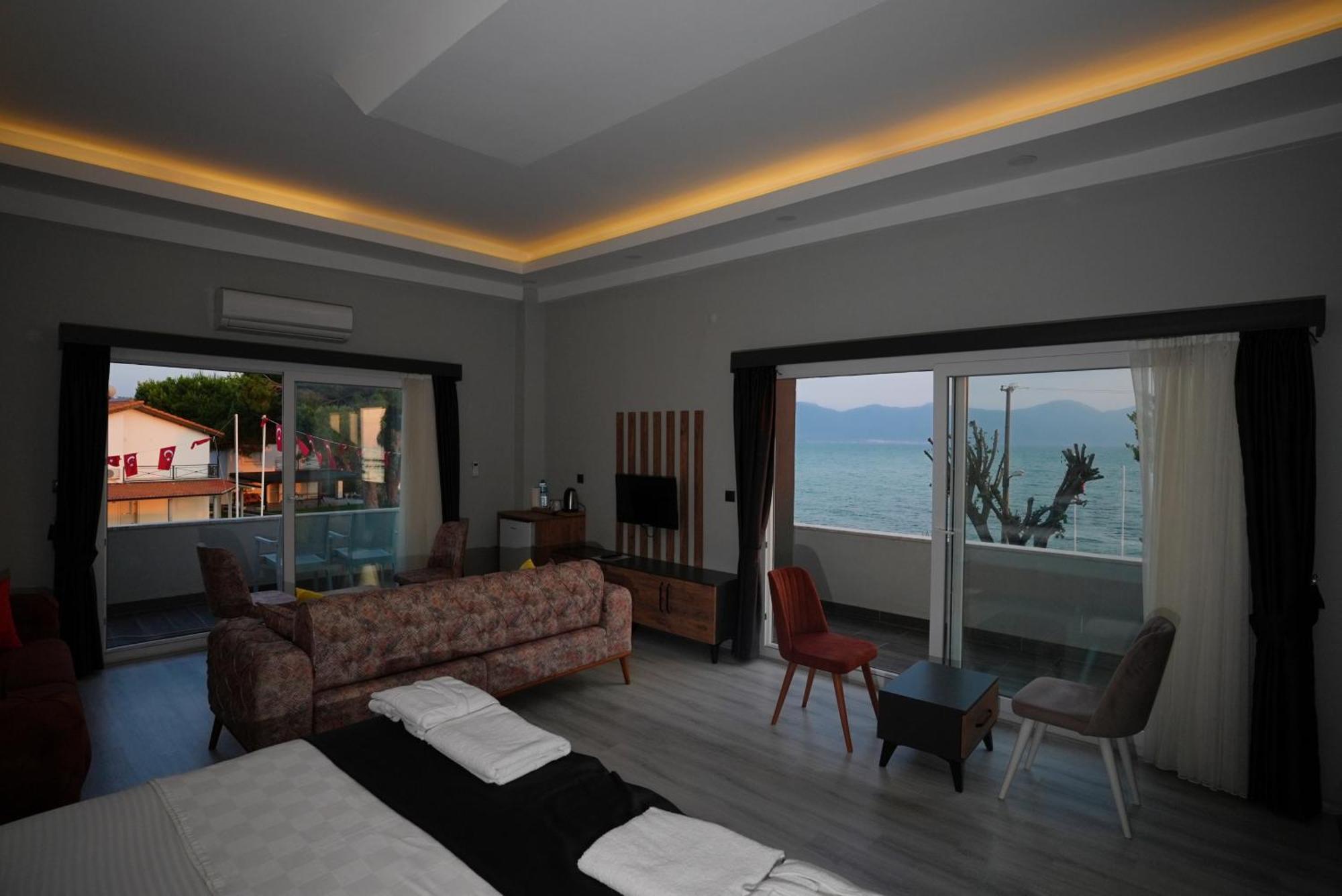 Villa Sevilla Kusadası Eksteriør bilde