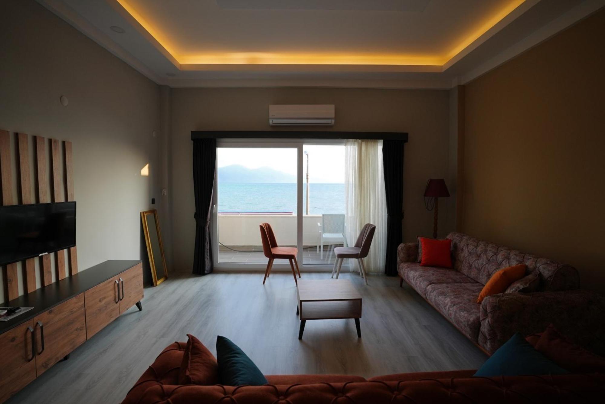 Villa Sevilla Kusadası Eksteriør bilde