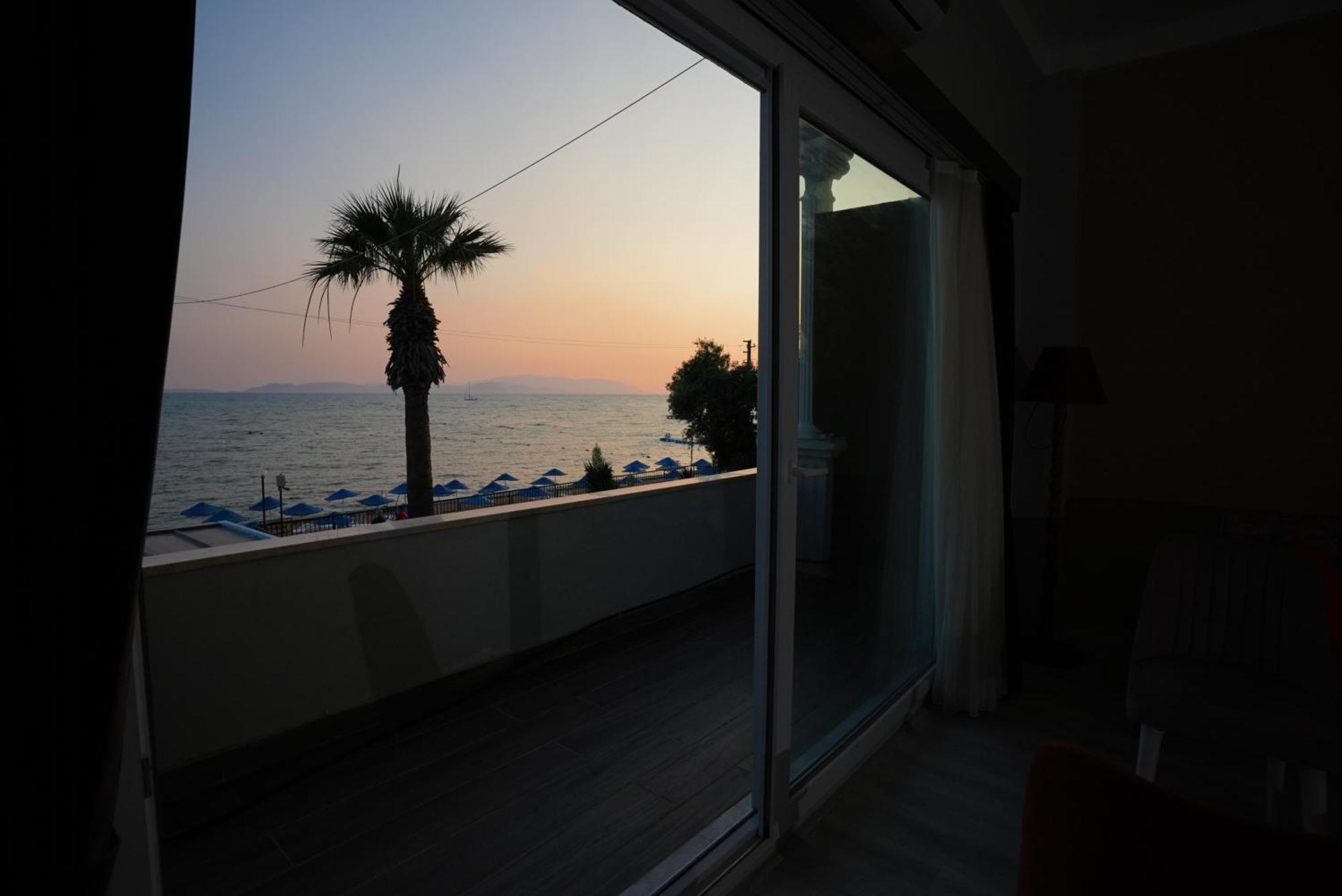 Villa Sevilla Kusadası Eksteriør bilde