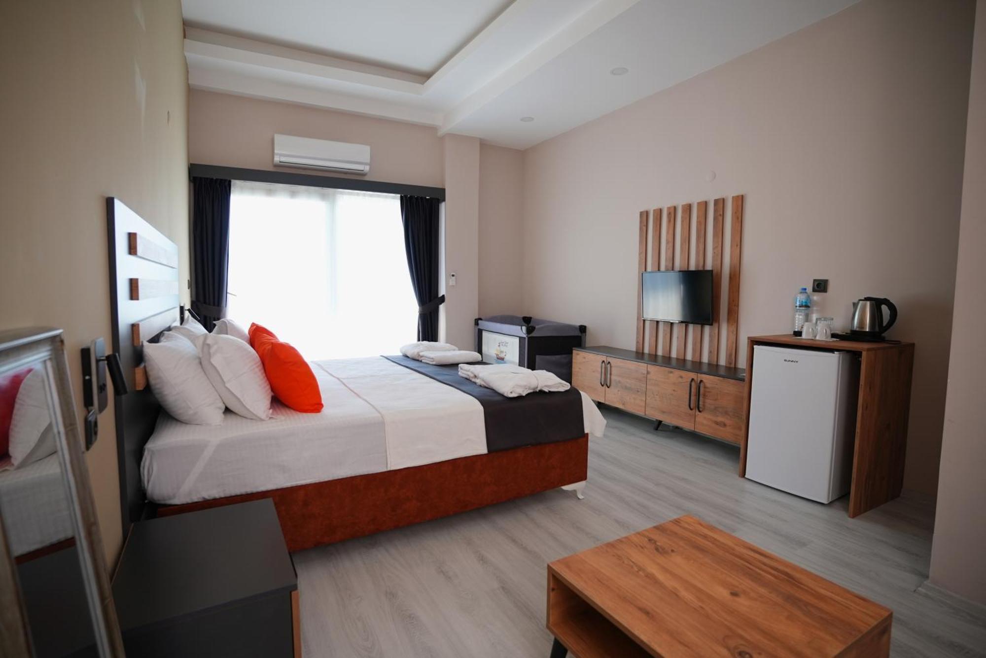 Villa Sevilla Kusadası Eksteriør bilde
